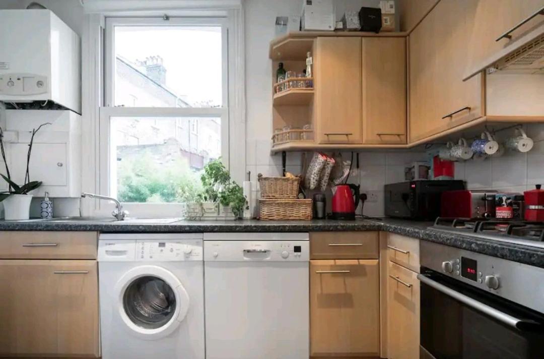 Stylish Room With Private Bath & Terrace In Super Central Clapham Junction Minutes From Victoria, Waterloo Londres Exterior foto