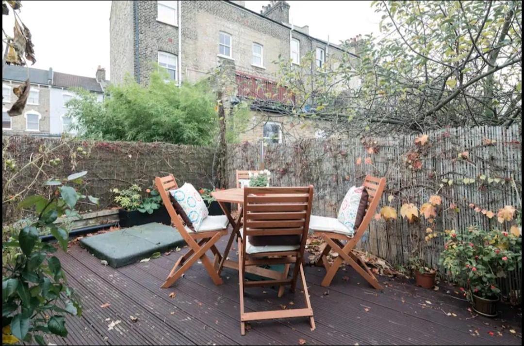 Stylish Room With Private Bath & Terrace In Super Central Clapham Junction Minutes From Victoria, Waterloo Londres Exterior foto