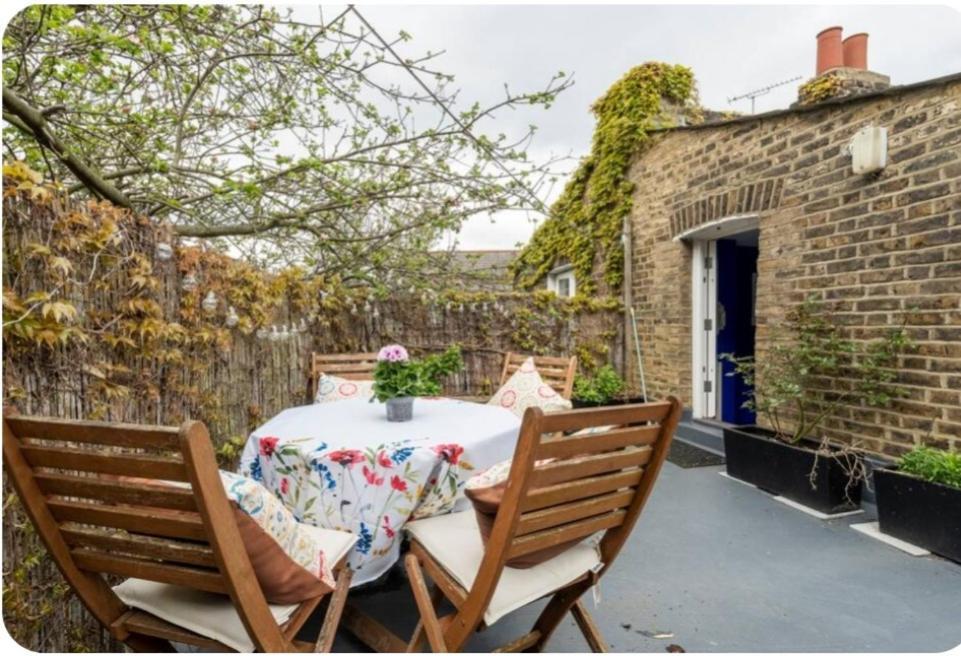 Stylish Room With Private Bath & Terrace In Super Central Clapham Junction Minutes From Victoria, Waterloo Londres Exterior foto